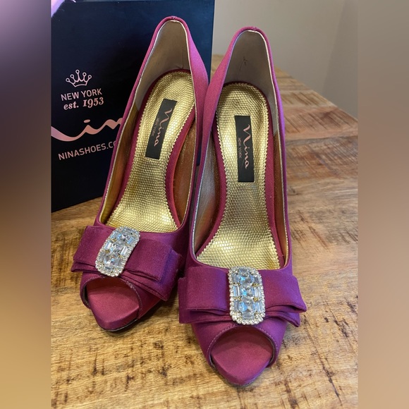 Gorgeous Nina open toe pumps - Picture 3 of 10